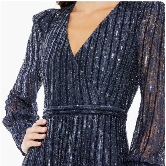 MAC DUGGAL 93679 BEADED LACE LONG SLEEVE WRAP OVER MIDNIGHT NAVY GOWN sz 18 - Picture 2 of 3